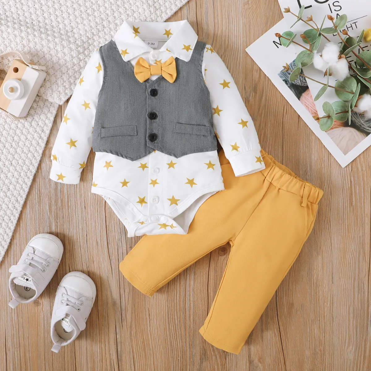 

2pcs Baby Boy 100% Cotton Pants and Allover Star Print Long-sleeve Faux-two Waistcoat Romper Set