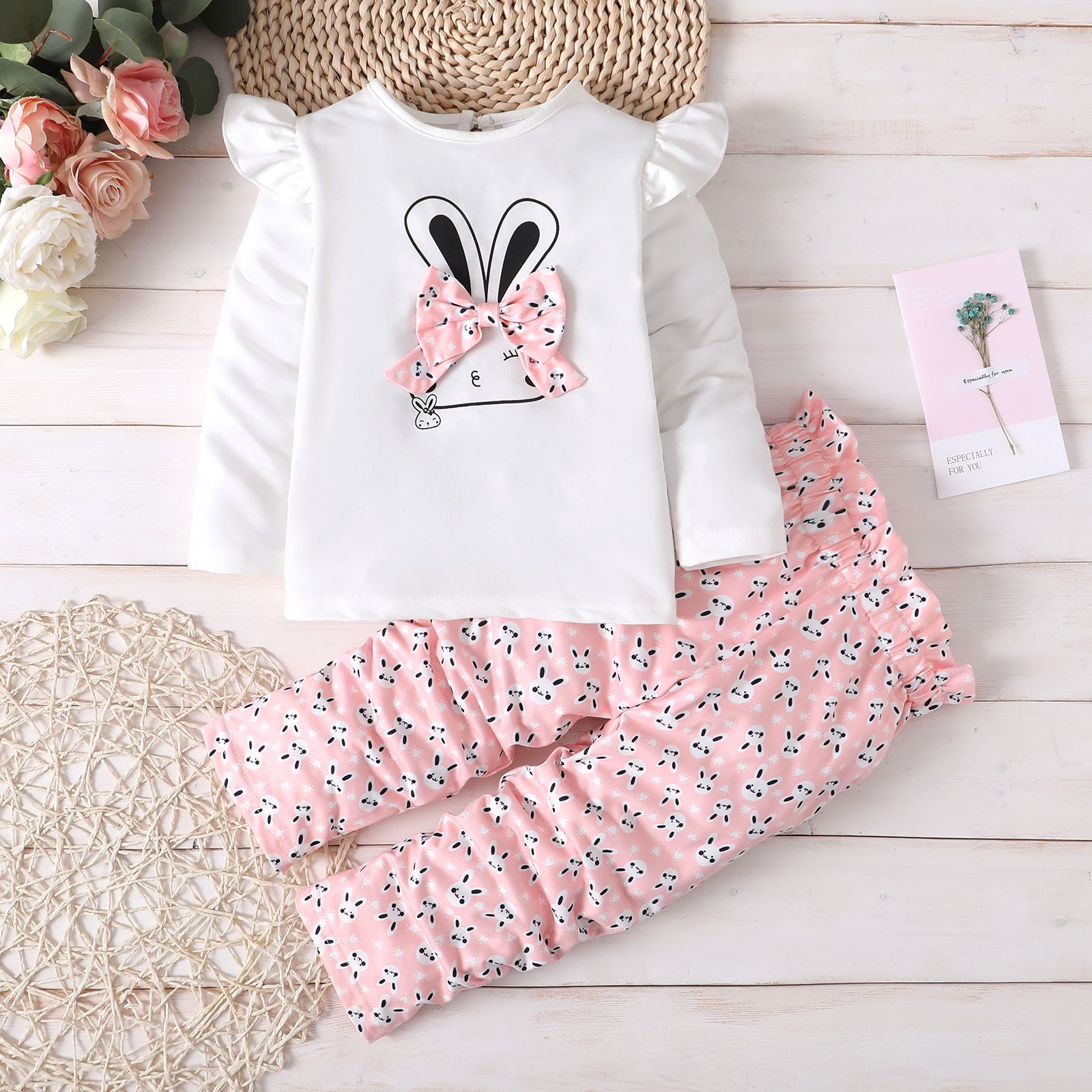 

2pcs Toddler Girl Cute Rabbit Print Bowknot Design Tee and Pants Set