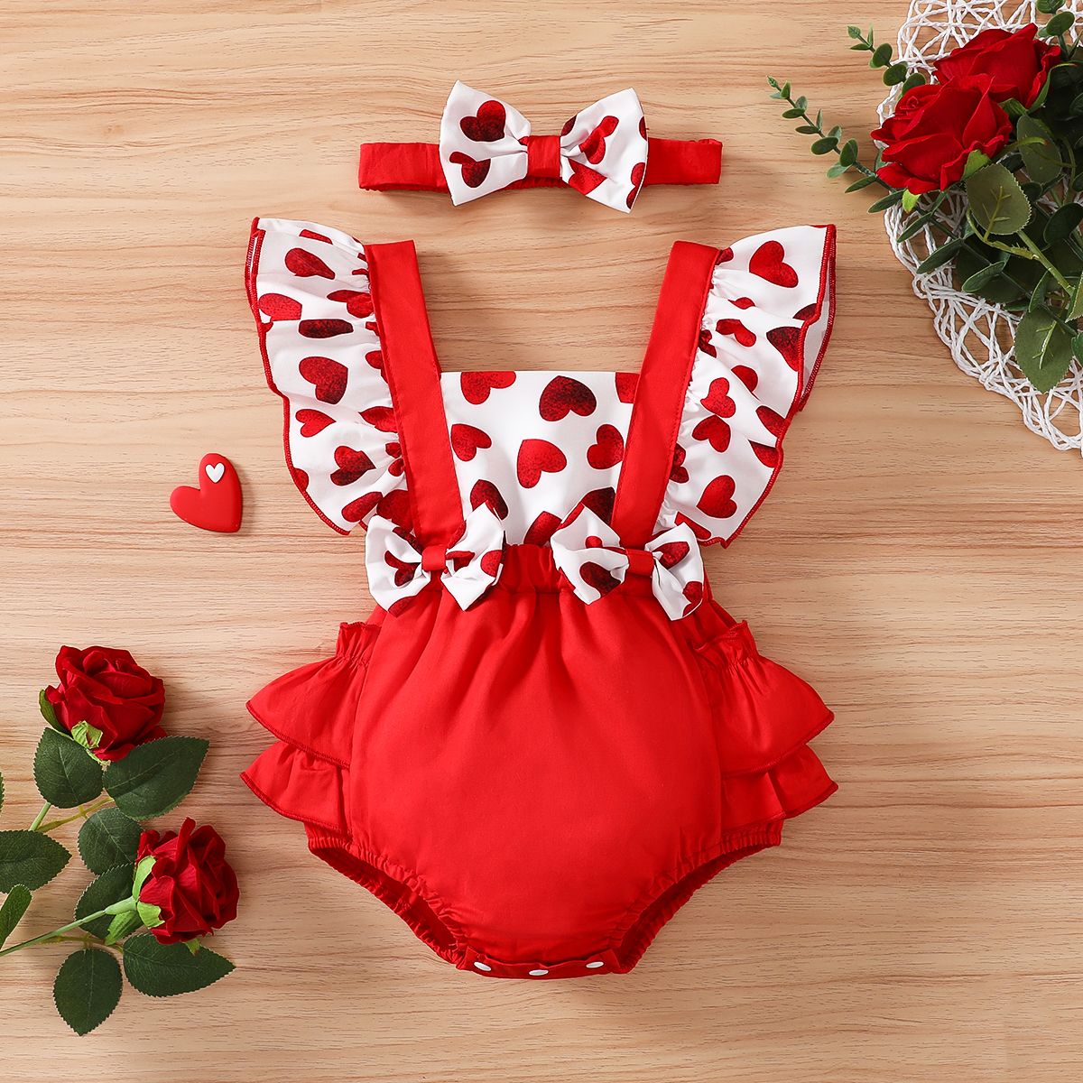 

2pcs Baby Girl 100% Cotton Solid & Heart-print Spliced Bow Front Ruffle Trim Romper with Headband Set