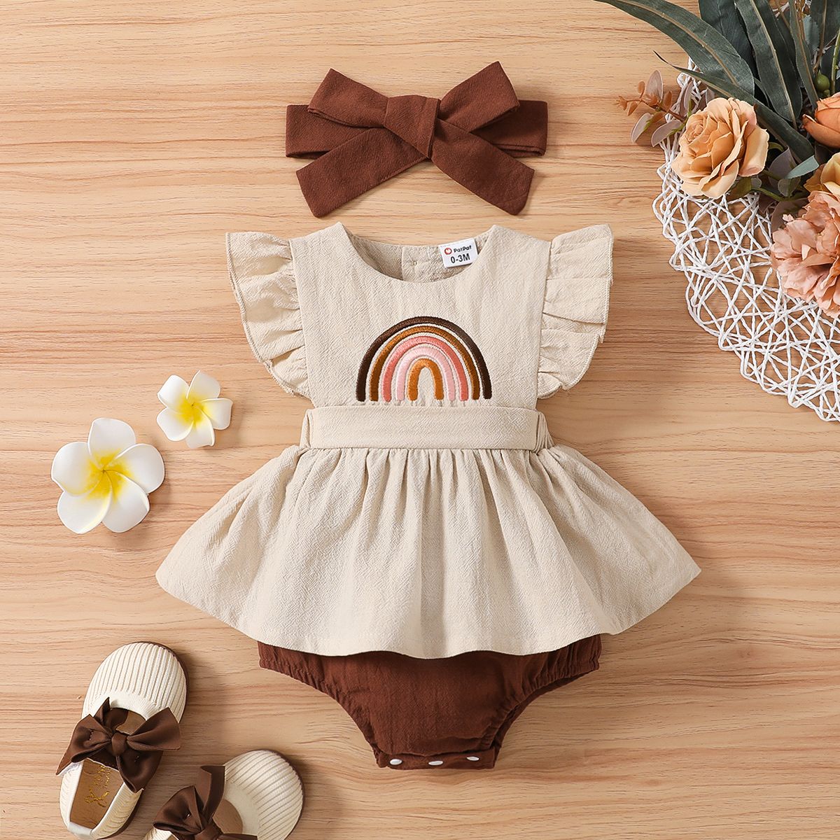 

2pcs Baby Girl 100% Cotton Rainbow Embroidered Flutter-sleeve Spliced Romper & Headband Set