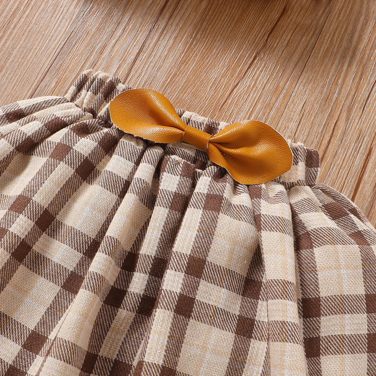 2pcs Baby Girl Solid Ribbed V Neck Short-sleeve Top and Plaid Skirt Set Apricot image 5