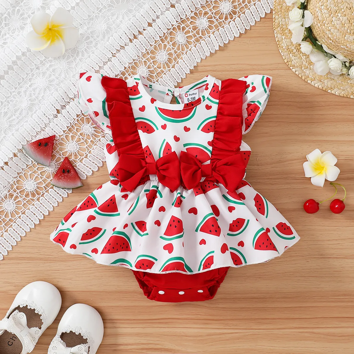 

Baby Girl Allover Watermelon Print Ruffled Bow Decor Flutter-sleeve Romper