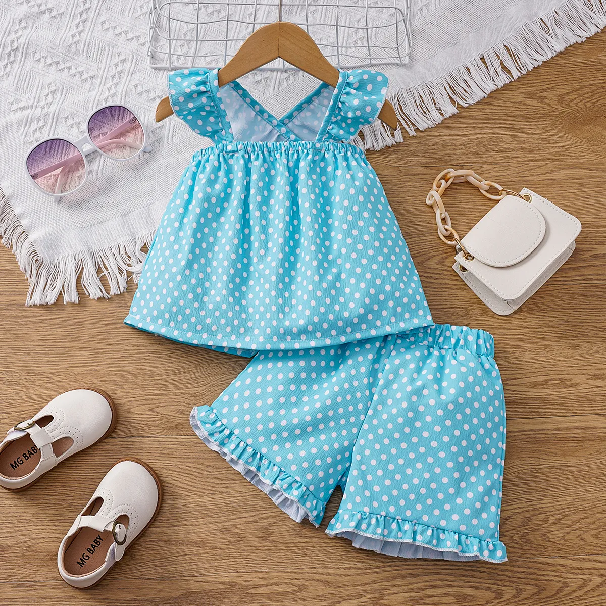 2pcs Toddler Girl Allover Polka Dots Ruffle Top and Shorts Set  big image 1
