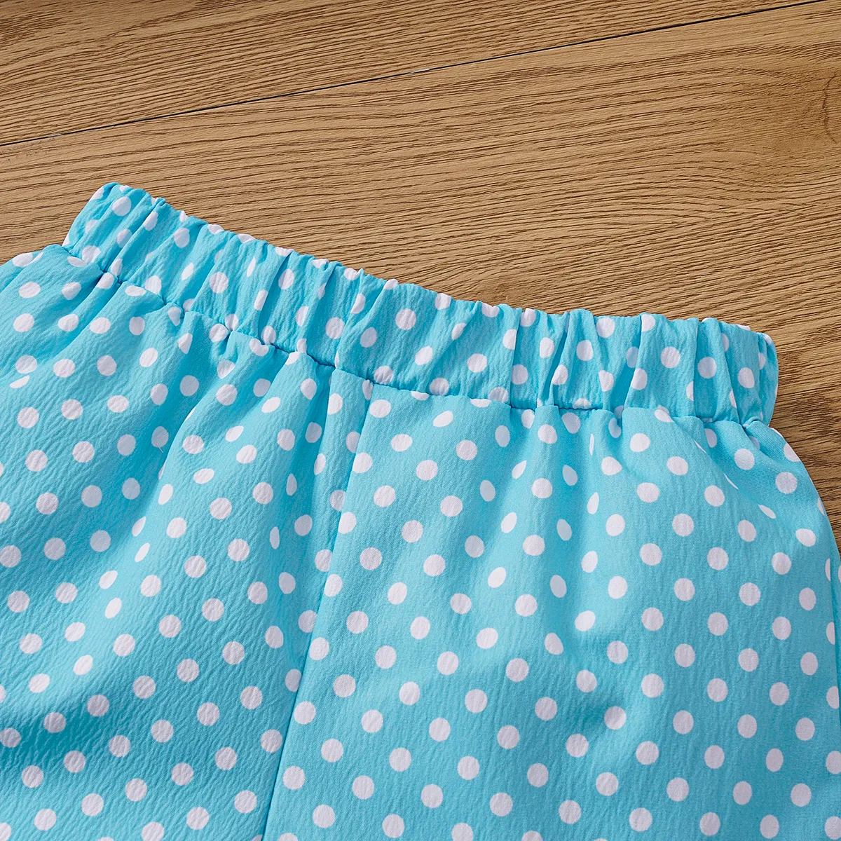 2pcs Toddler Girl Allover Polka Dots Ruffle Top and Shorts Set  image 5