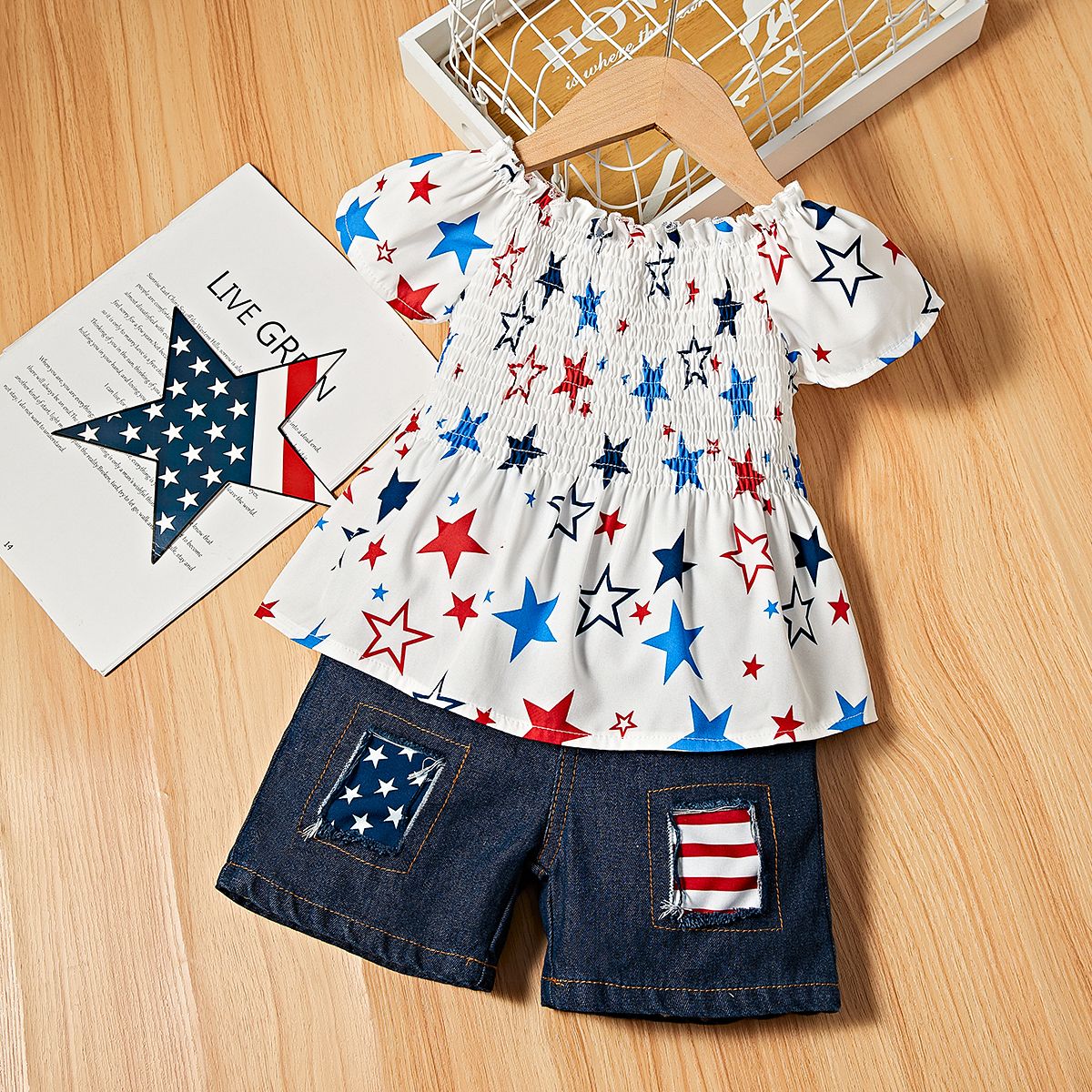 Independence Day 2pcs Toddler Girl Stars Print Smocked Top And 100% Cotton Ripped Denim Shorts Set