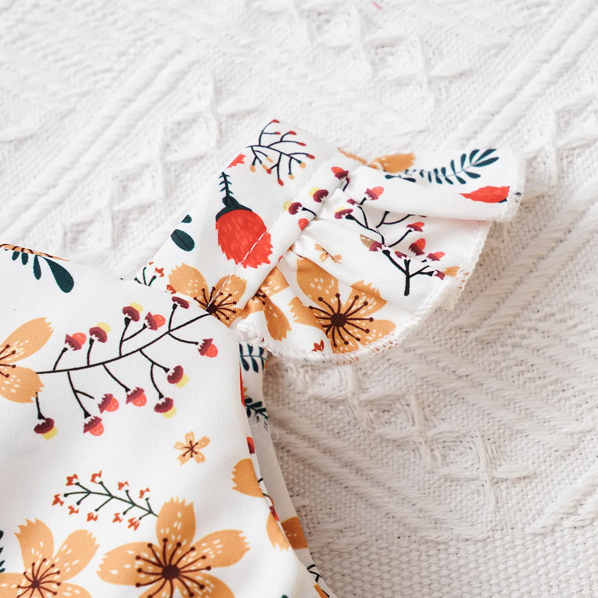 3pcs Baby Girl Floral Print Bow Decor Peplum Tank Top & 100% Cotton Shorts & Headband Set   image 4