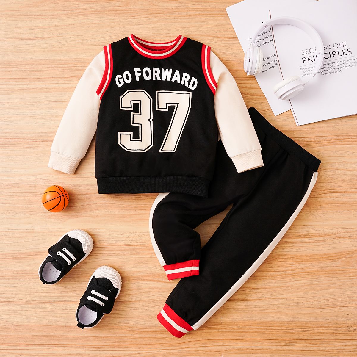 2pcs Toddler Boy Letter Print Striped Sports Sweatshirt and Pants Set