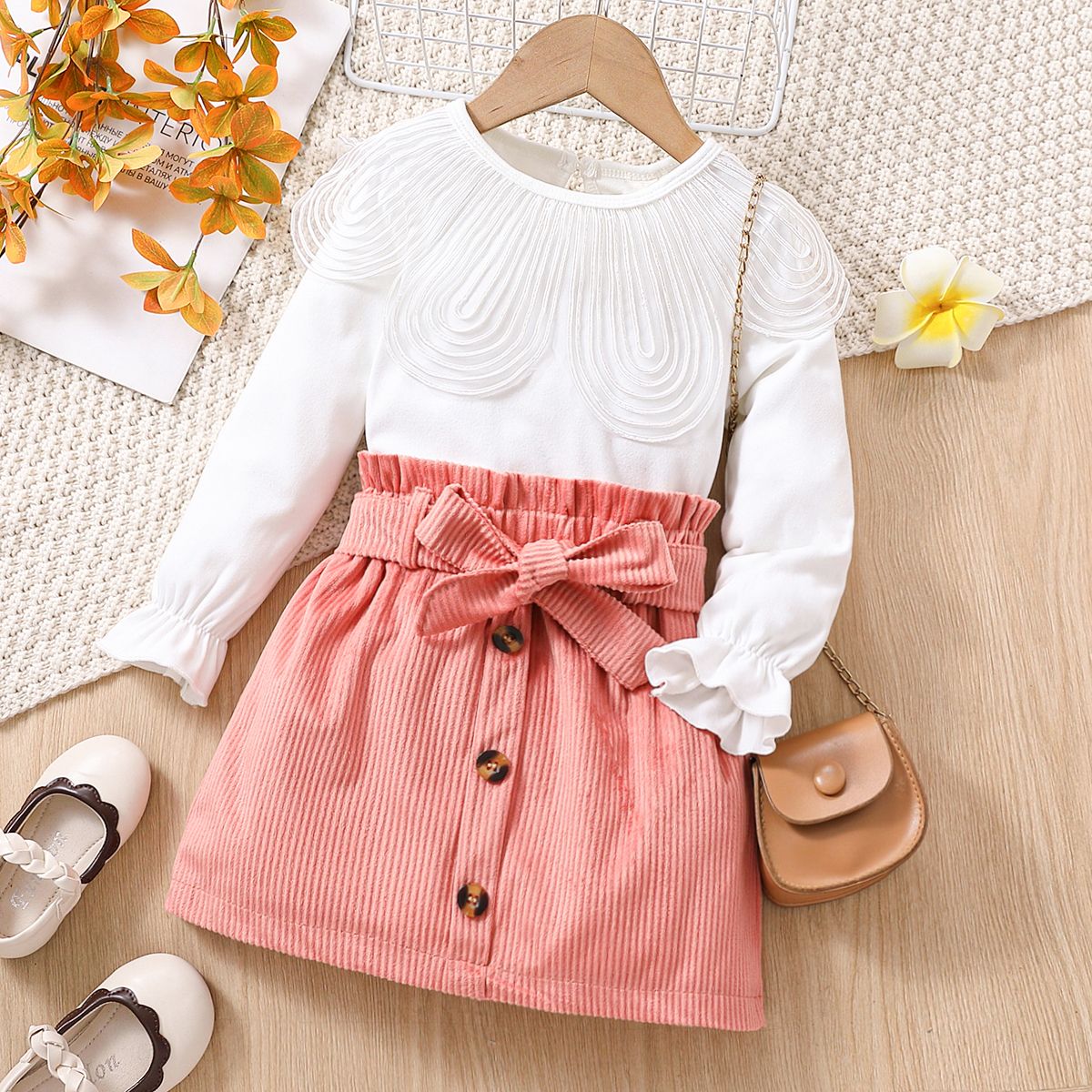 

2pcs Toddler Girl Sweet Floral Collar White Tee and Corduroy Skirt Set