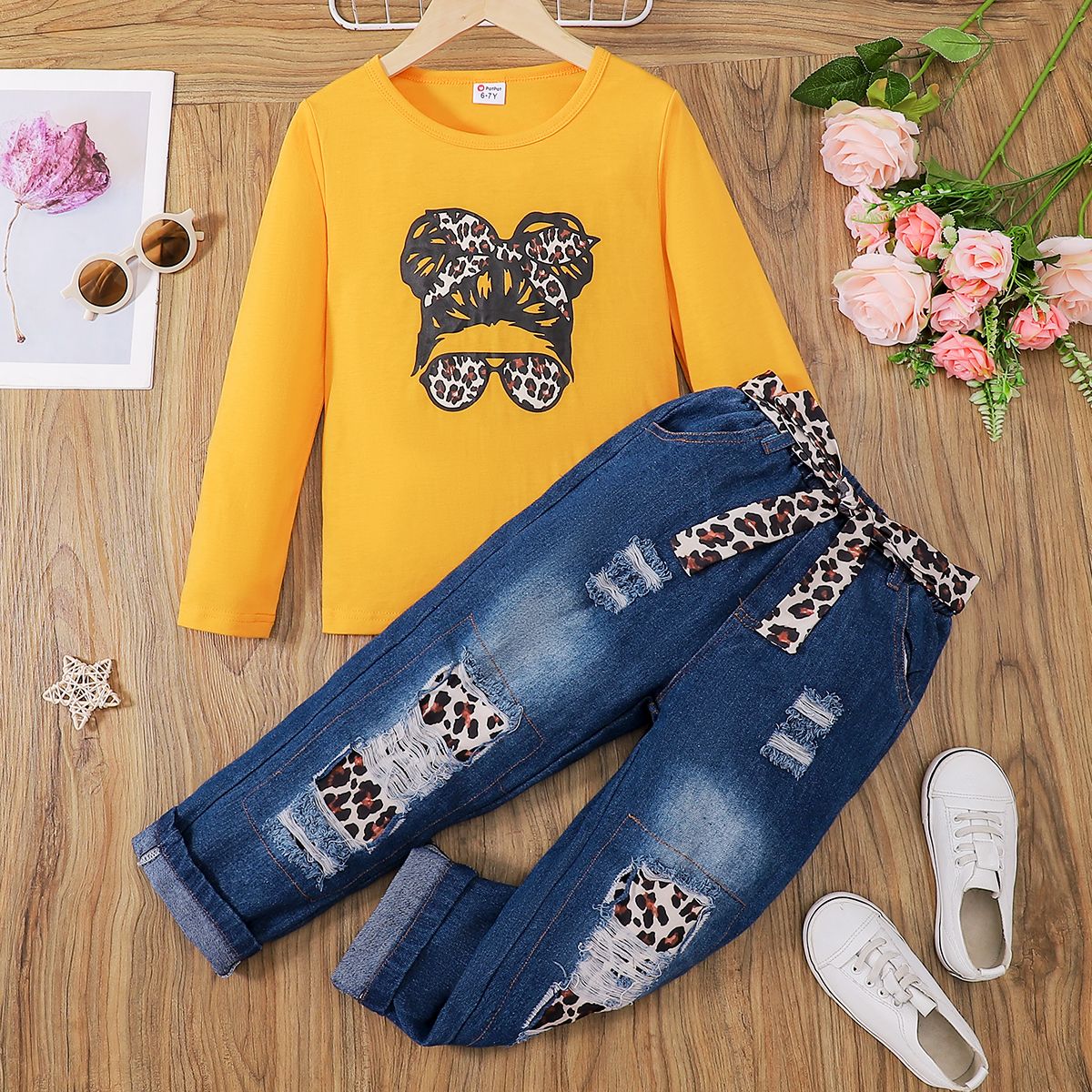 2pcs Kid Girl Figure Print Long-sleeve Pink Tee And Belted Ripped Denim Jeans Set