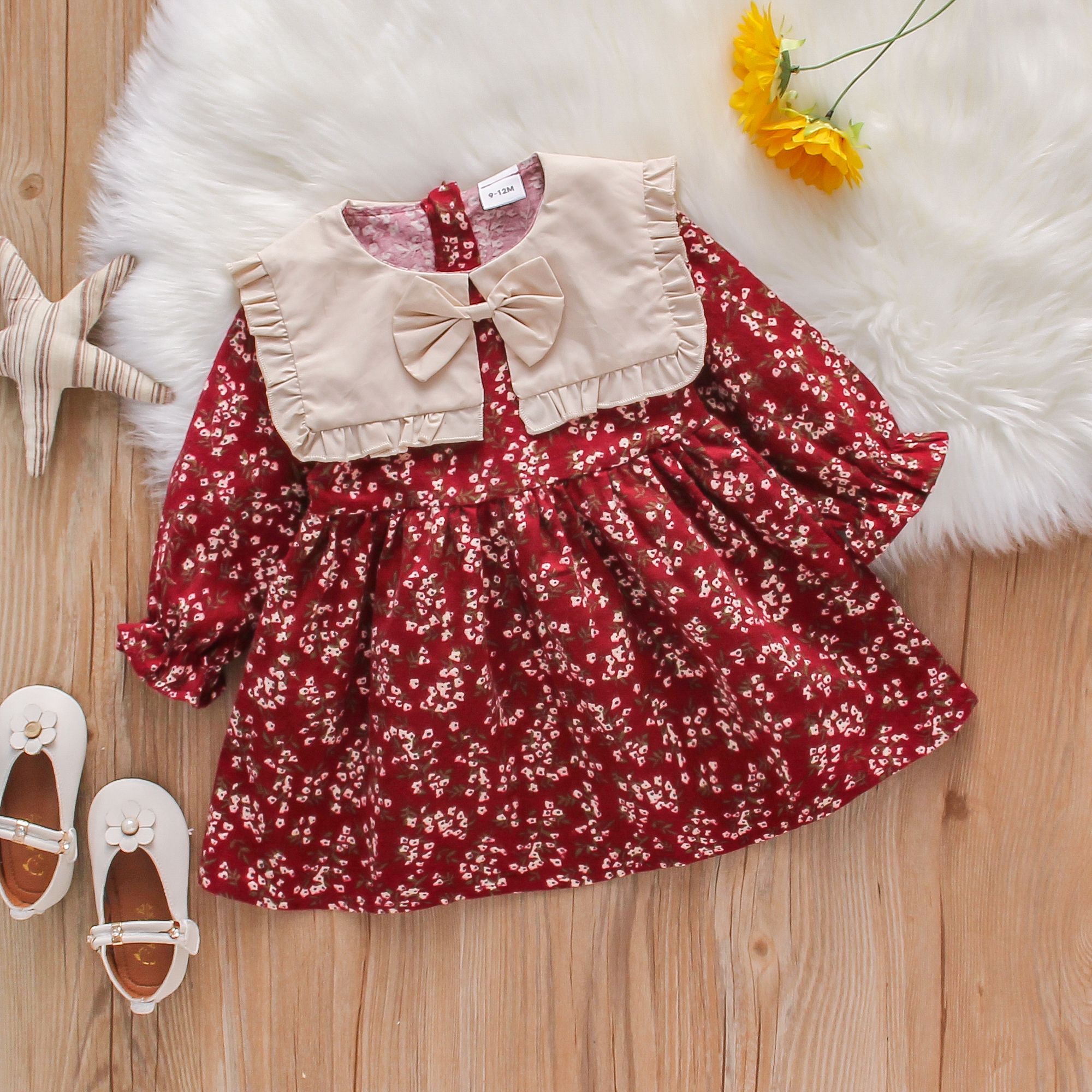 

Red Floral Print Ruffle Collar Long-sleeve Baby Dress