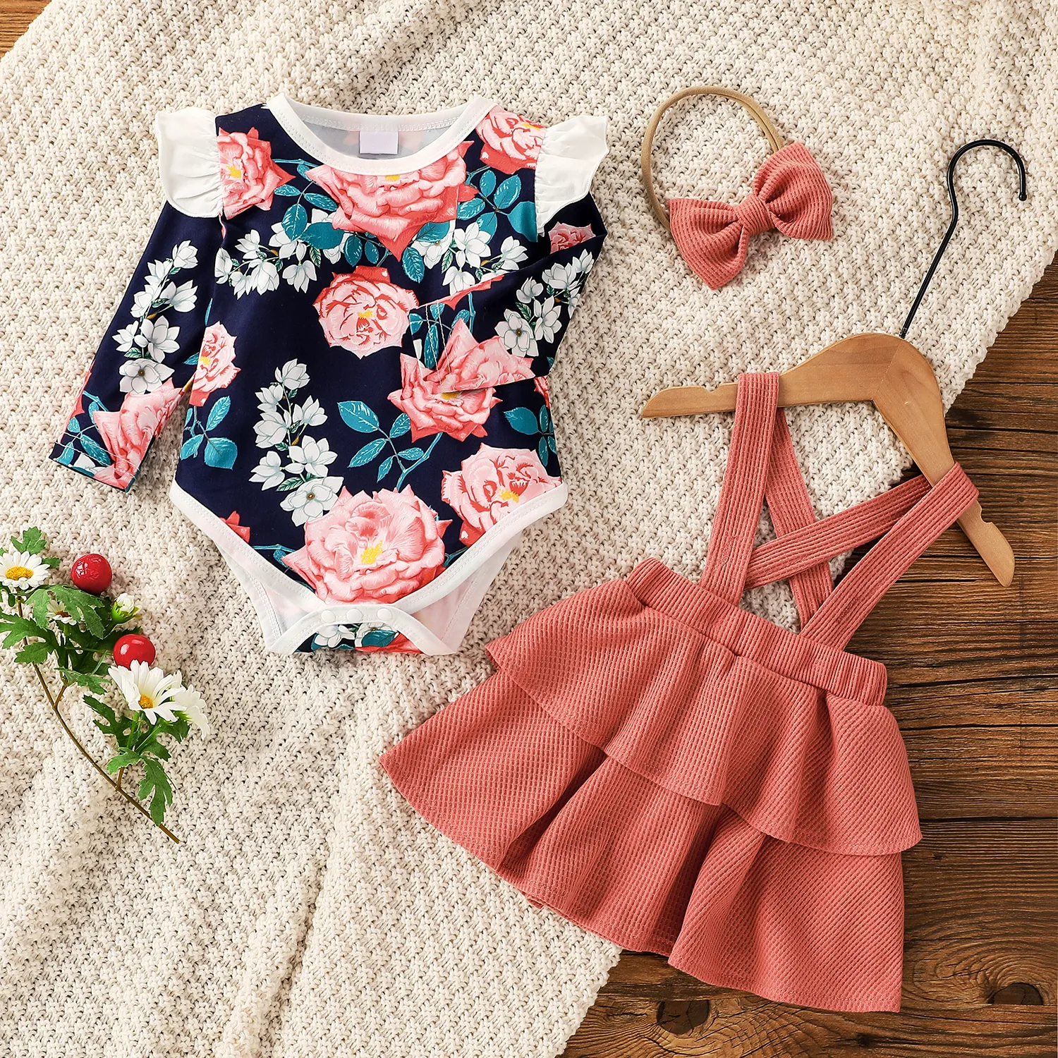 3pcs Floral Print Ruffle Decor Long-sleeve Baby Set Multi-color