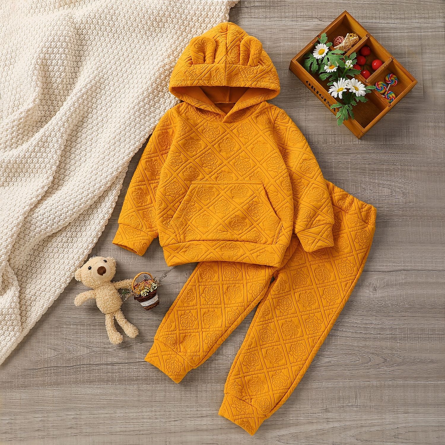 2-piece Toddler Girl Floral Pattern Textured Ear Design Hoodie Sweatshirt And Pants Set