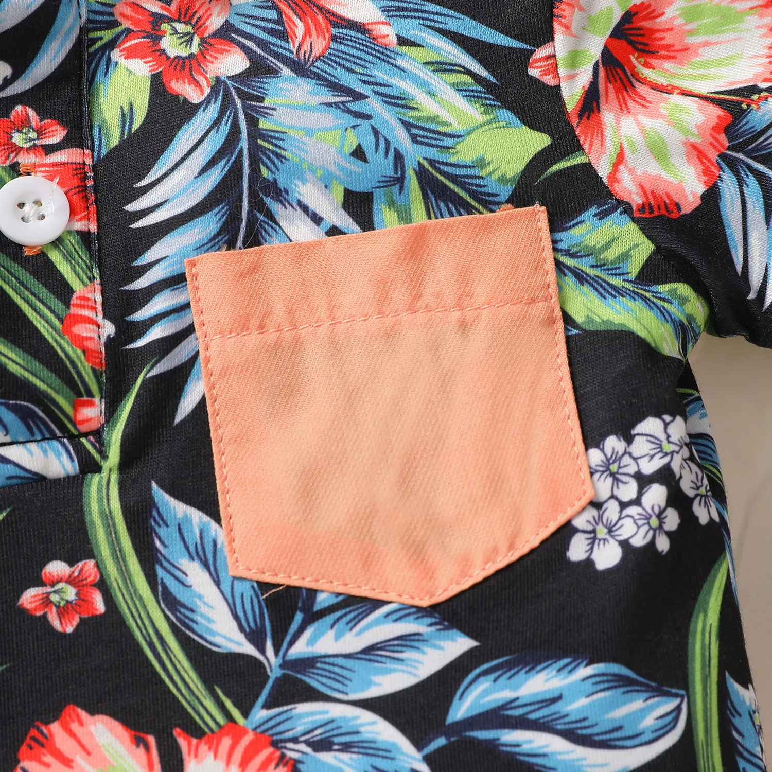2pcs Baby Boy Floral Print Short-sleeve Polo Shirt and Solid Shorts Set Multi-color image 3