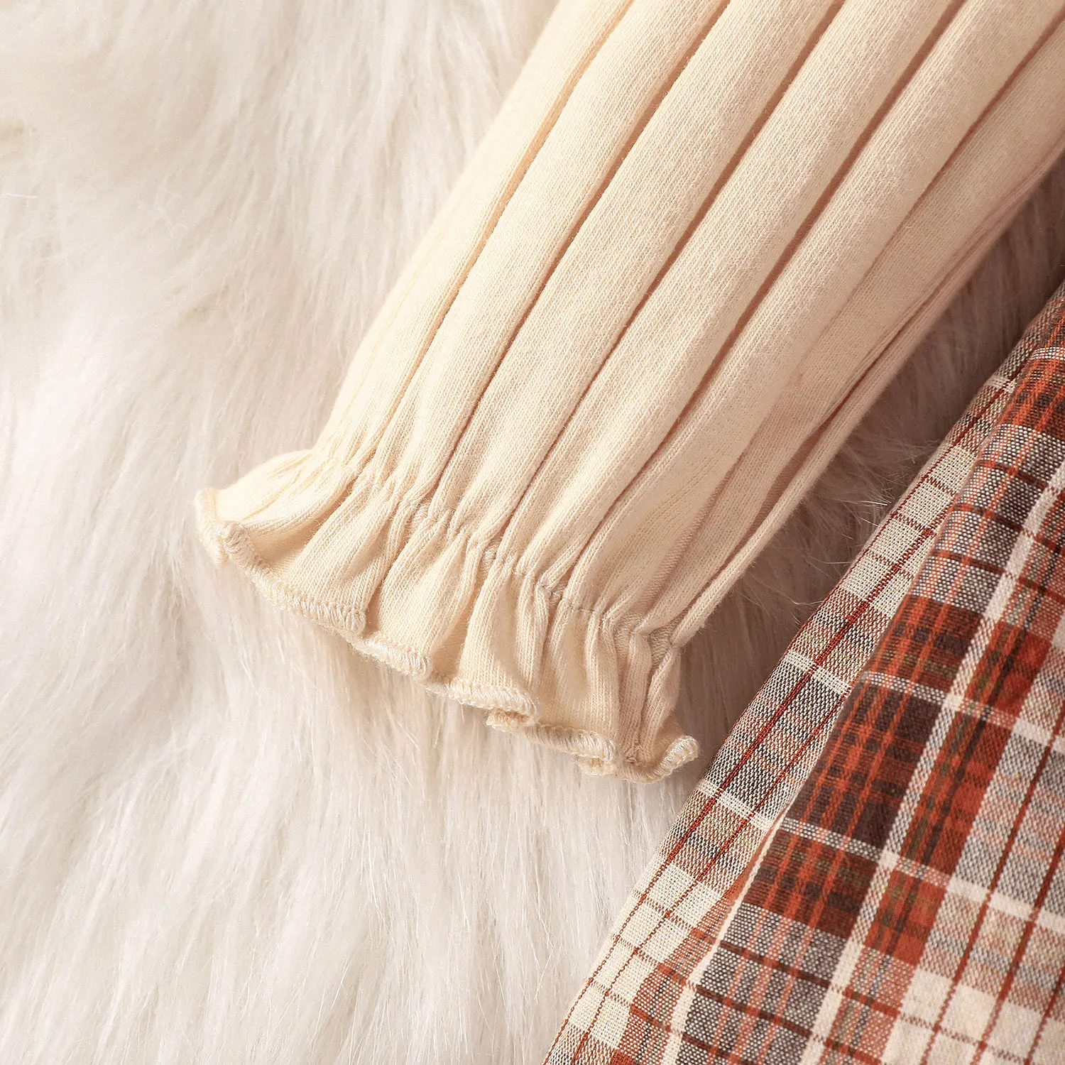 2pcs Baby Girl 95% Cotton Rib Knit Bow Front Long-sleeve Spliced Plaid Dress with Headband Set  image 2