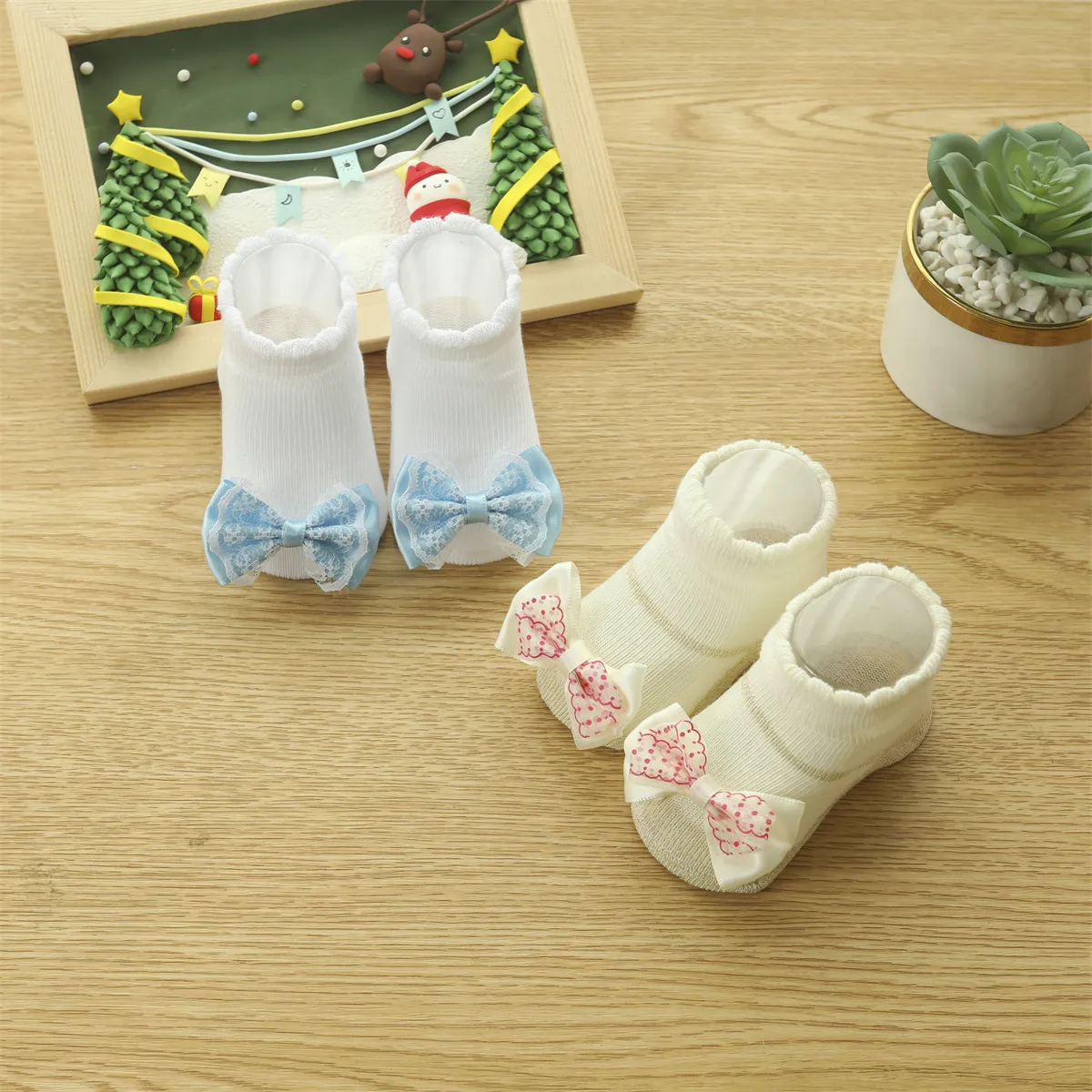 2-pack Baby Bowknot Decor Socks White