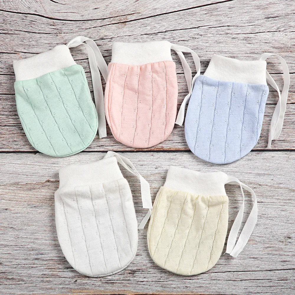 Baby Solid Breathable Cotton Anti-scratch Gloves White big image 1