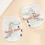 luvas anti-arranhões de animal de desenho animado para bebê Verde/Branco