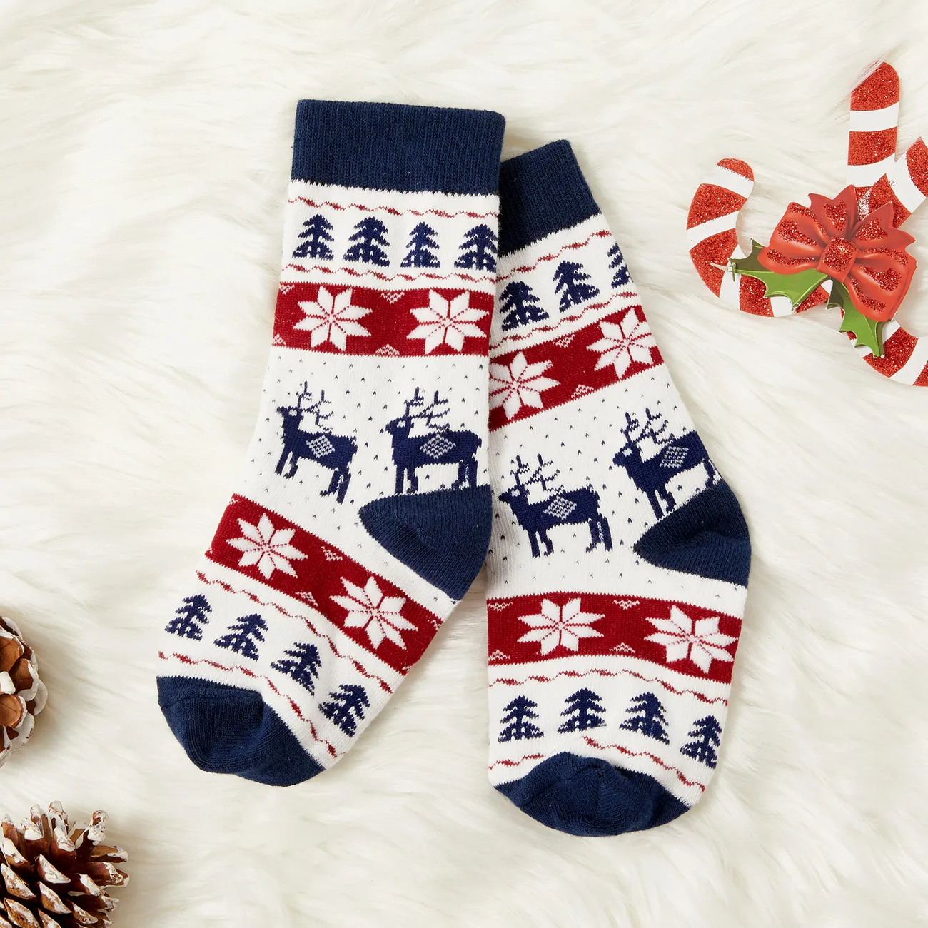 Familie passende Weihnachts-Crew-Socken weiß big image 1