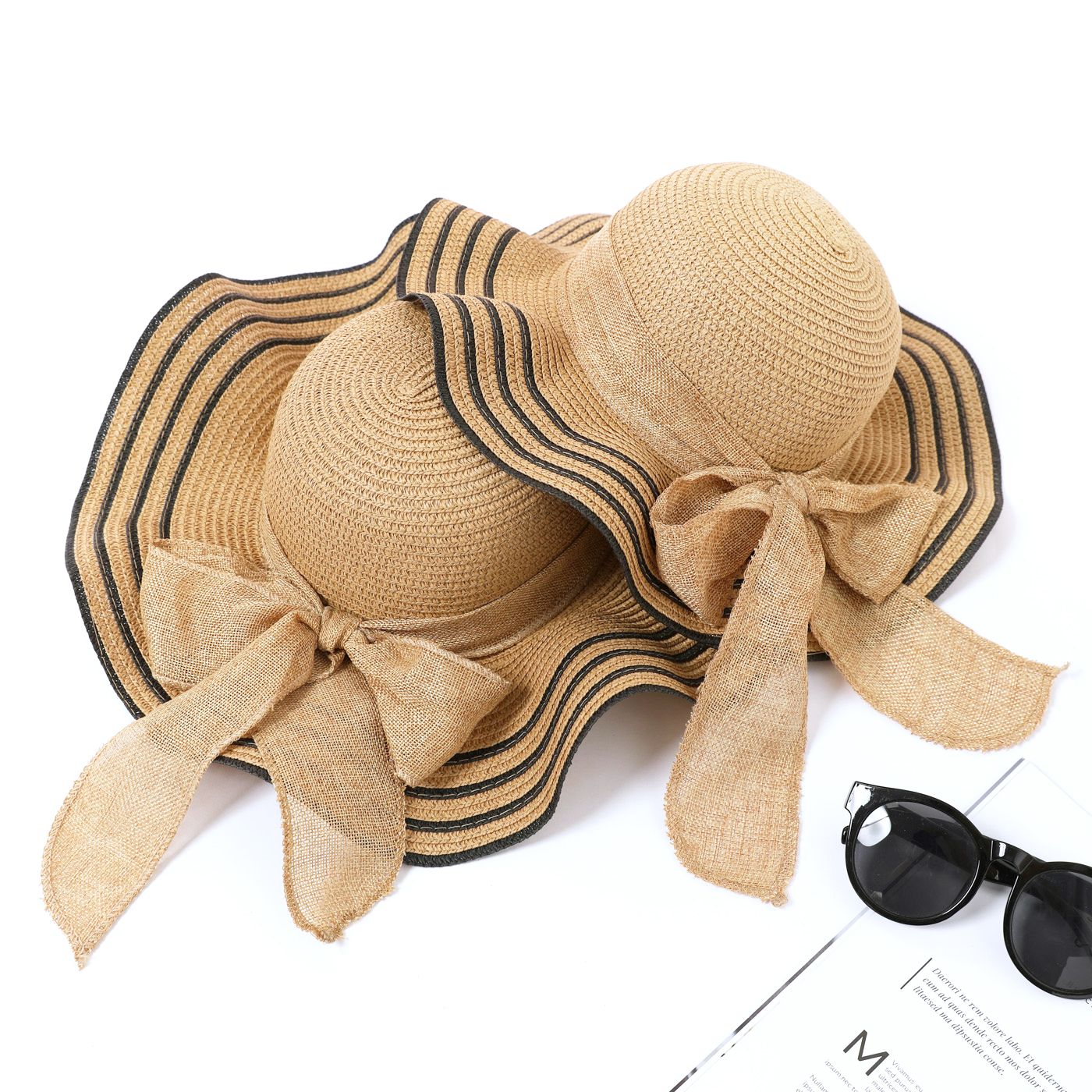 

Big Bow Decor Striped Straw Hat for Mom and Me