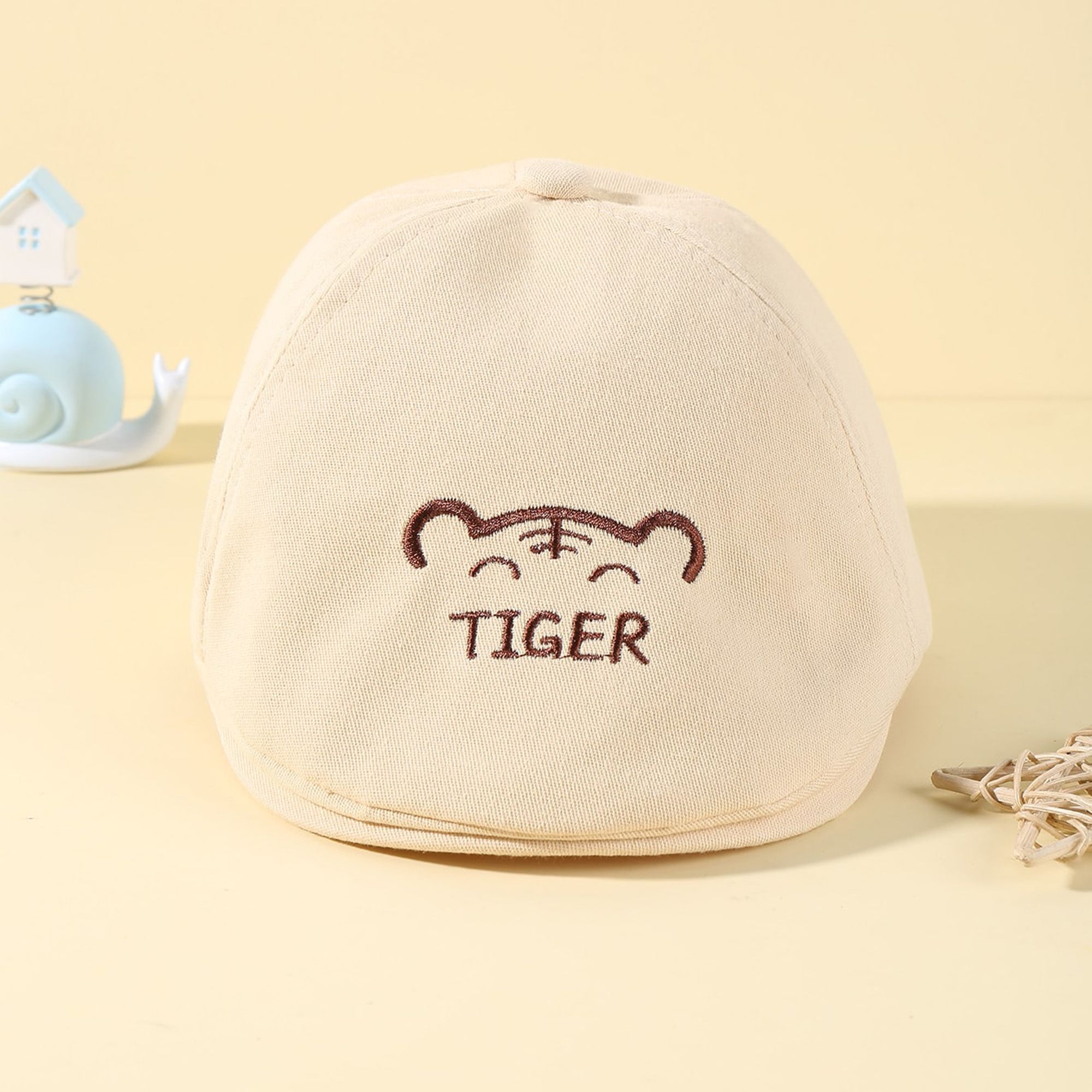 Toddler's Childlike And Cute, Casual And ComfortableTiger Embroidered Solid Beret