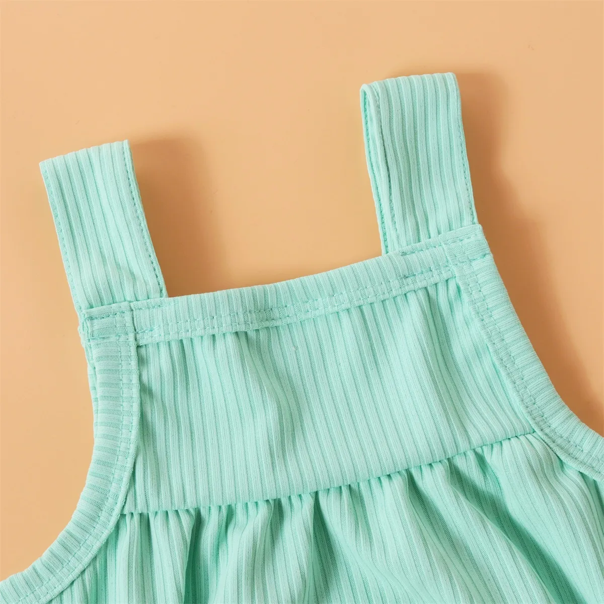 Ribbed Solid Pocket Decor Sleeveless Baby Romper Pale Green big image 1