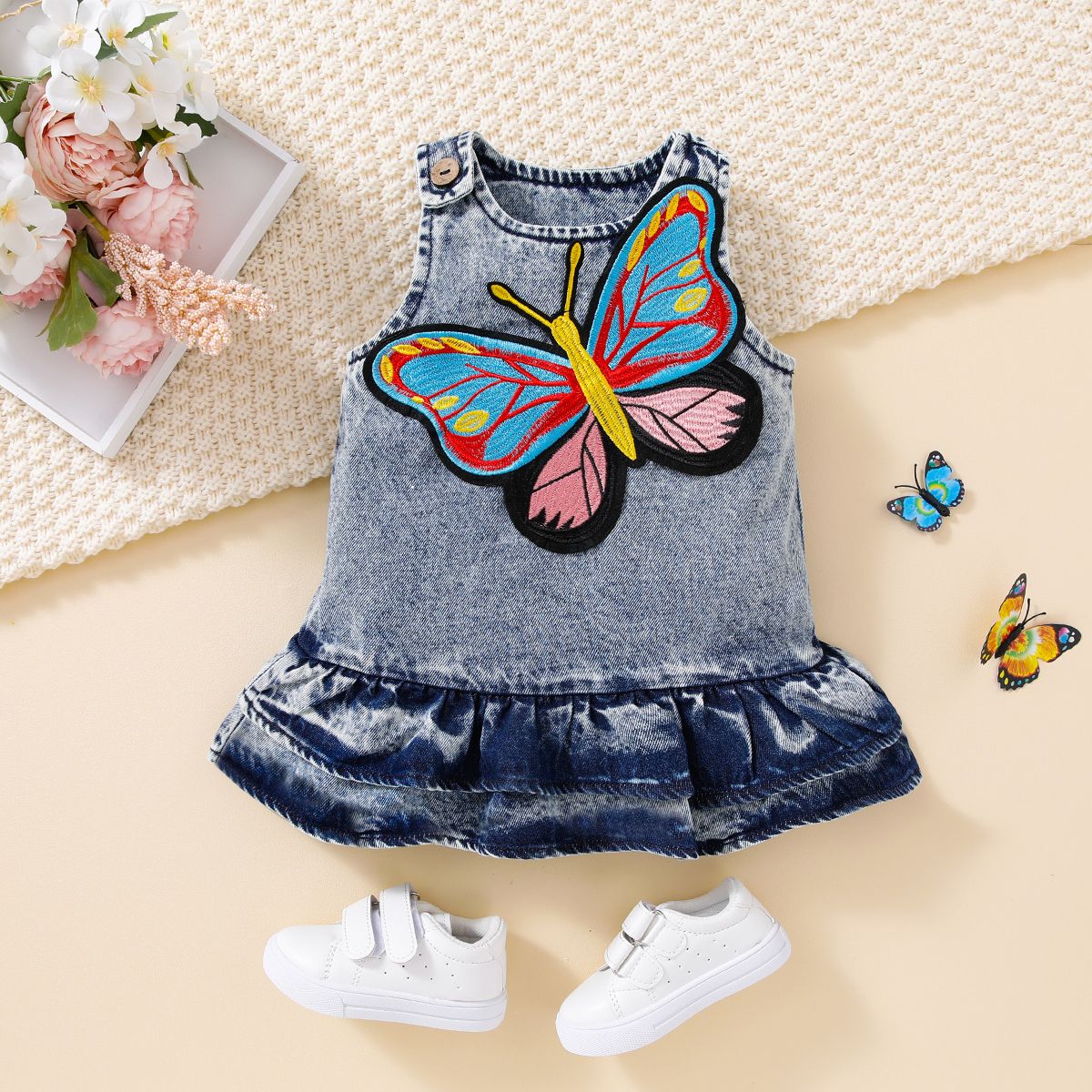 

Baby Girl Butterfly Embroidered Ruffle Hem Sleeveless Tank Dress