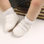 طفل / طفل صغير حذاء أبيض prewalker الرسم نجمة  image 2