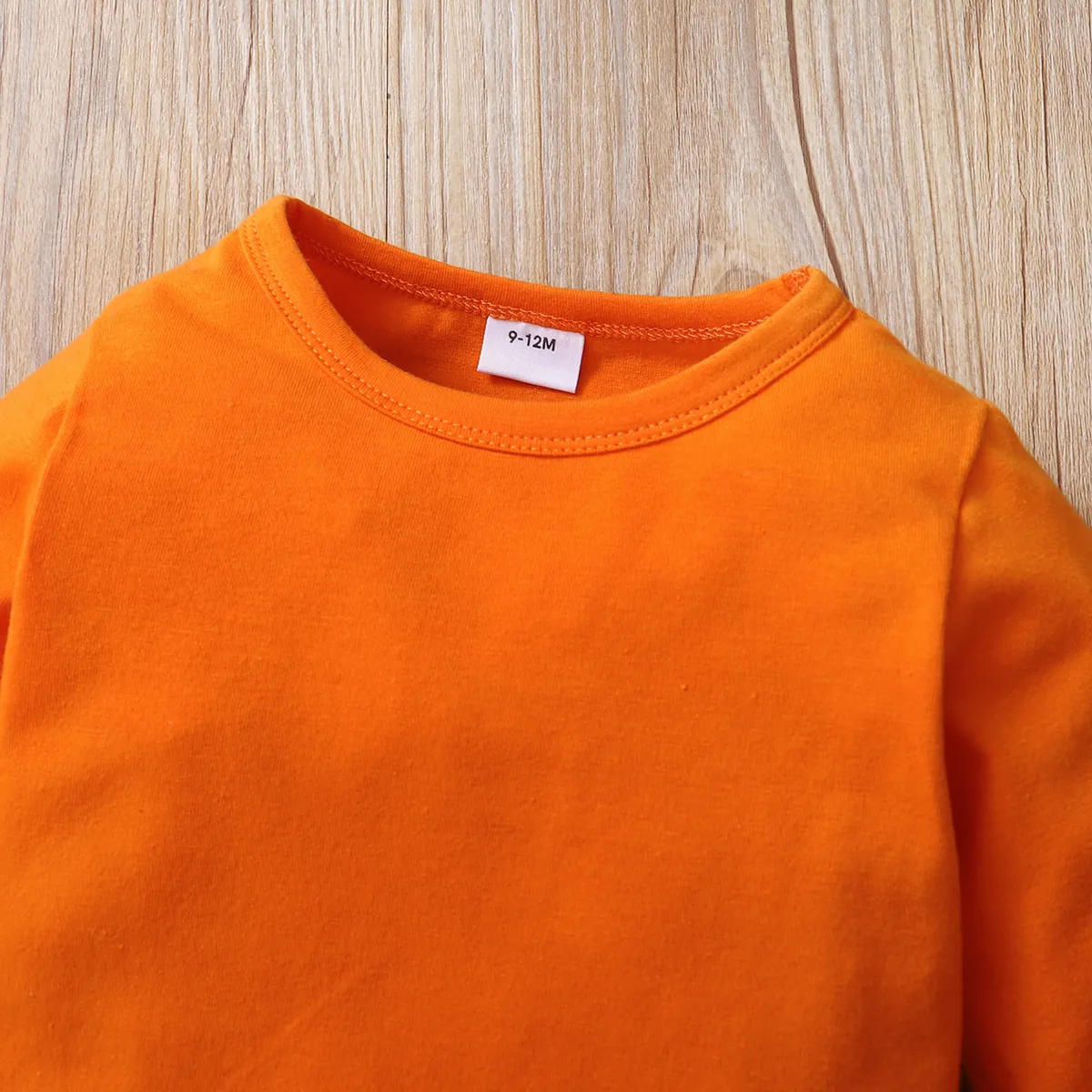 2pcs Halloween Style Pumpkin Print Long-sleeve Orange Baby Set Orange image 4