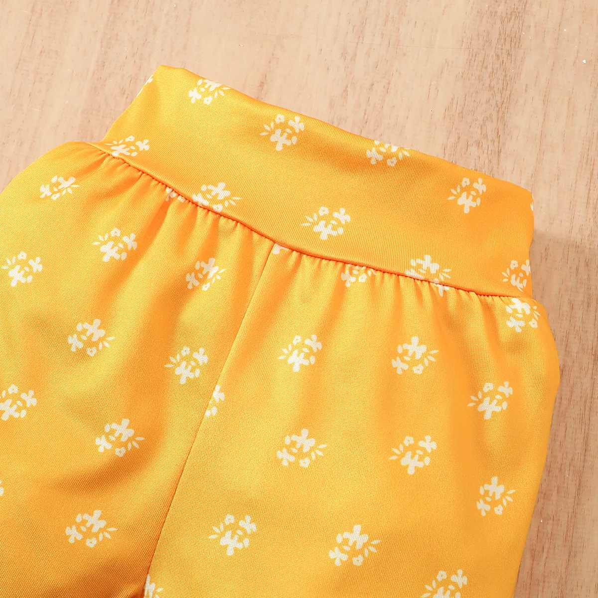 3pcs Floral Allover Long-sleeve Yellow Baby Set Yellow image 5