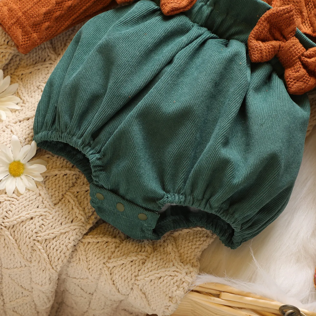 Cable Knit Long-sleeve Splicing Corduroy Bowknot Baby Romper Green big image 1