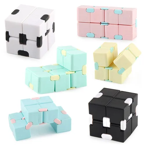 Infinity cube fidget juguete sensorial nuevo mini rompecabezas de mano cubo juguete mágico rompecabezas flip juguete para niños adultos estrés ansiedad alivio y adhd cubo de dedo y artilugio de escritorio de oficina regalo para matar el tiempo