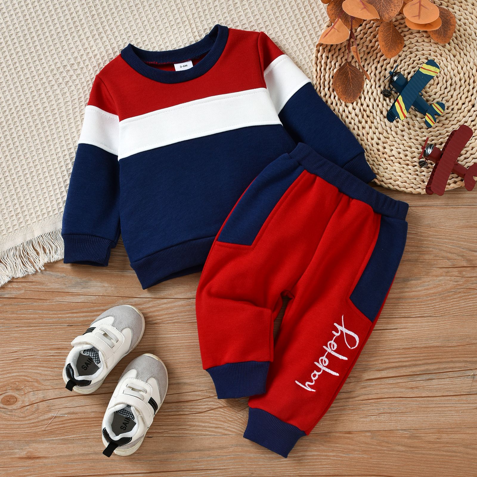2pcs Baby Colorblock Long-sleeve Sweatshirt and Sweatpants Set