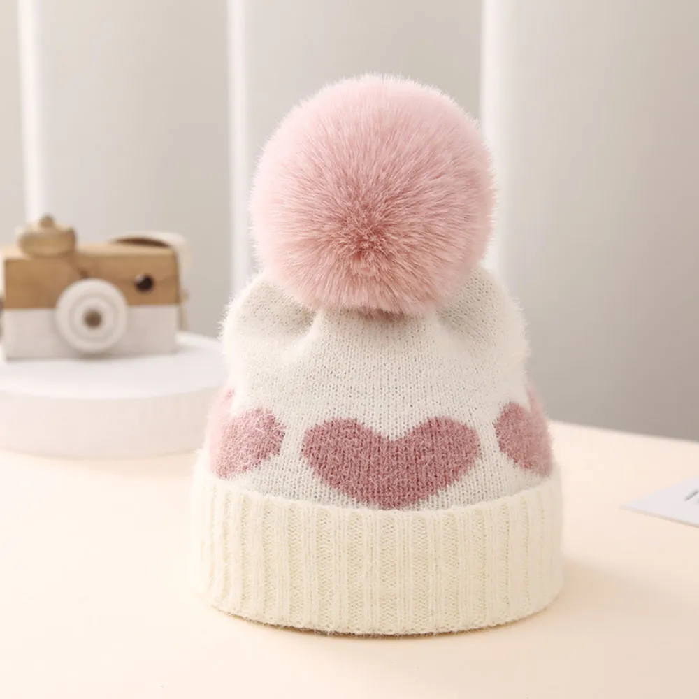 Baby‘s loving knitted thickened warm hat White image 3