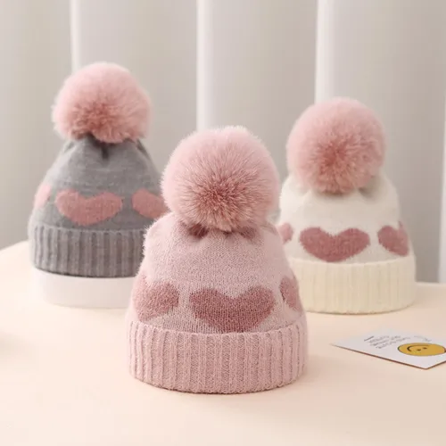 El amoroso sombrero cálido engrosado de punto del bebé