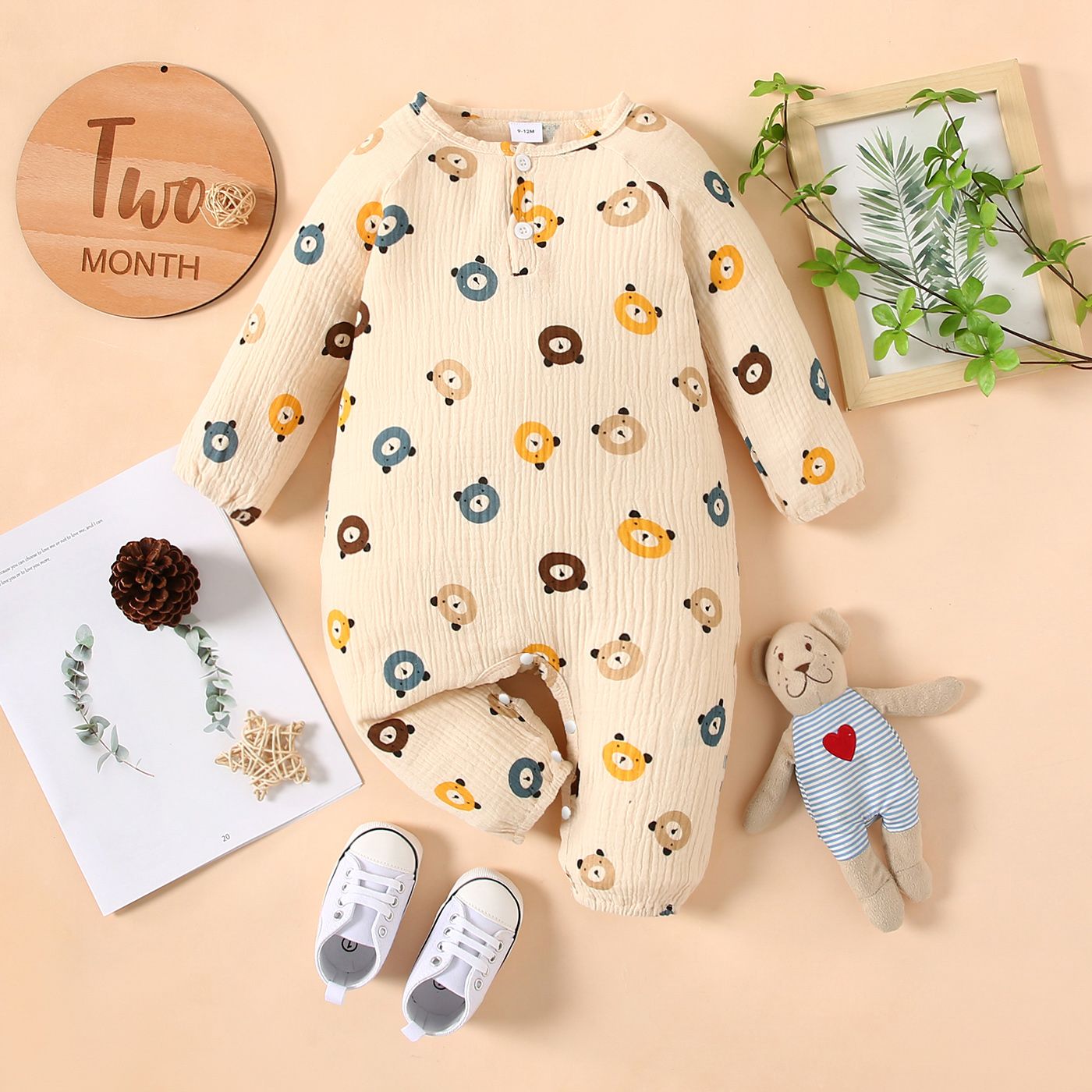 

100% Cotton Crepe Baby Boy/Girl All Over Cartoon Bear Print Long-sleeve Jumpsuit