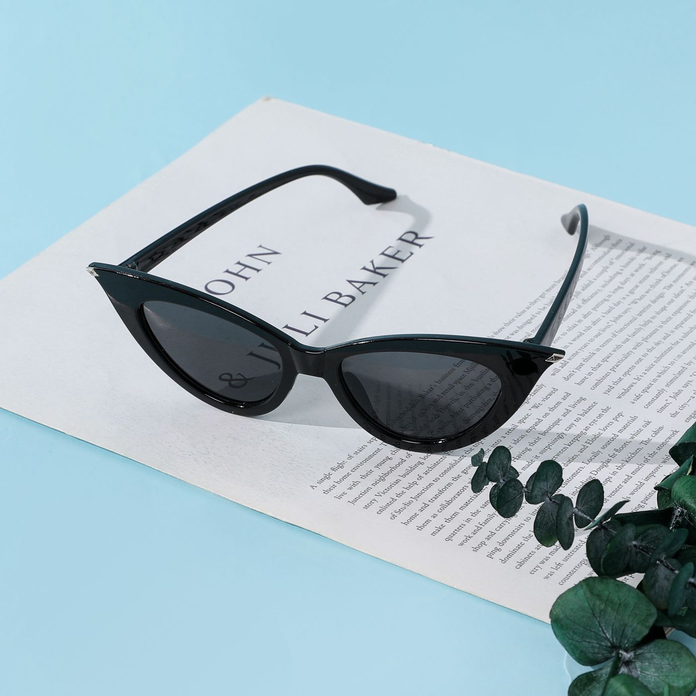 

Kid Vintage Narrow Cat Eye Frame Decorative Glasses