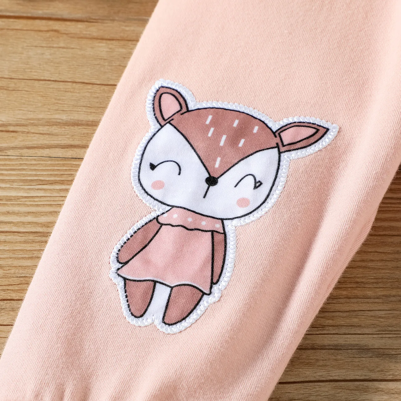 2pcs Baby Girl 95% Cotton Animal Print Sweatpants and Long-sleeve Hoodie Set Pink big image 1