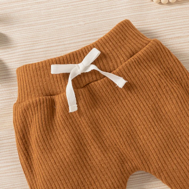 Baby Boy/Girl 3pcs Solid Ribbed Long-sleeve Pullover and Trouser Set Brown big image 1