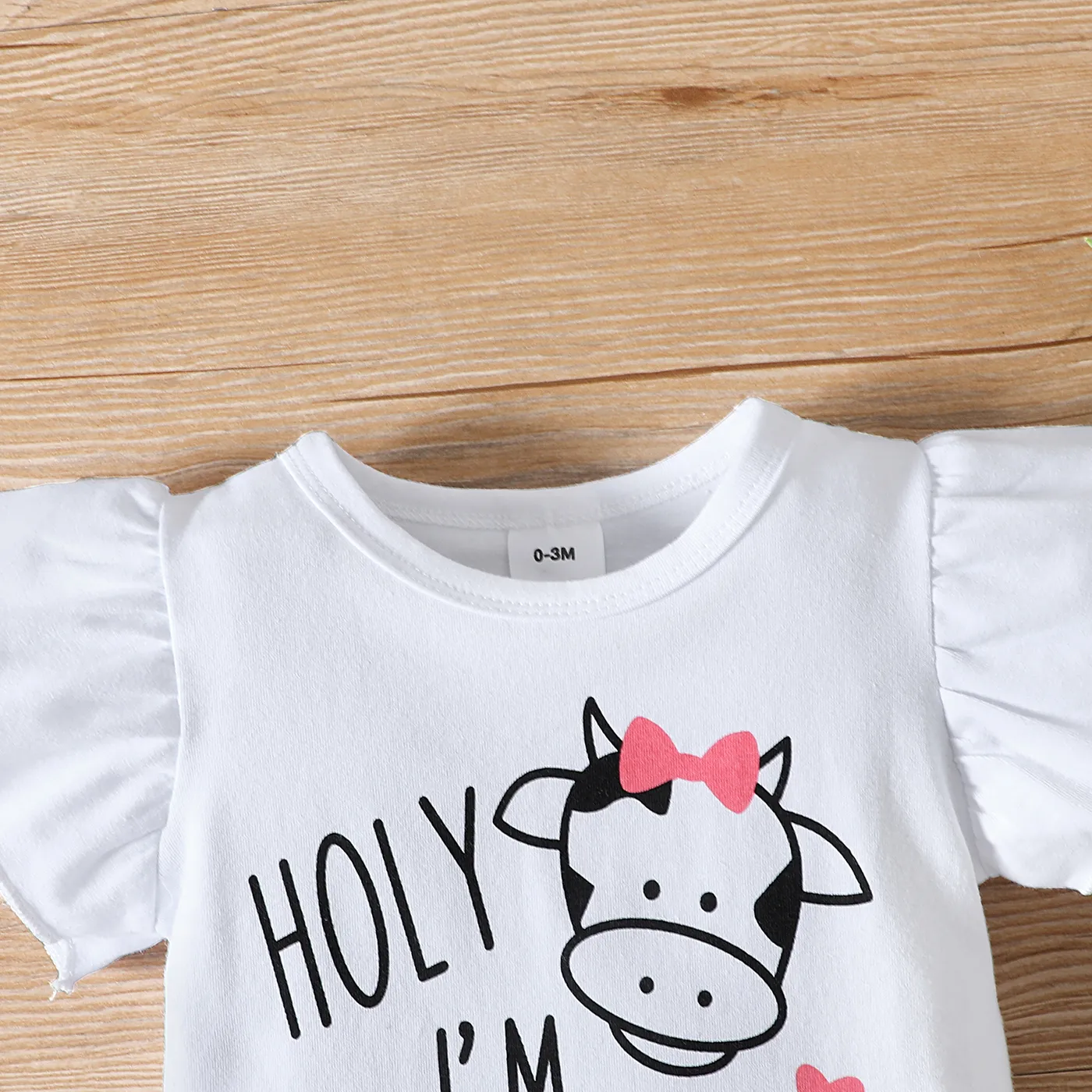 3pcs Baby Girl 95% Cotton Letter Graphic Flutter-sleeve Romper and Bow Front Shorts & Headband Set White image 5