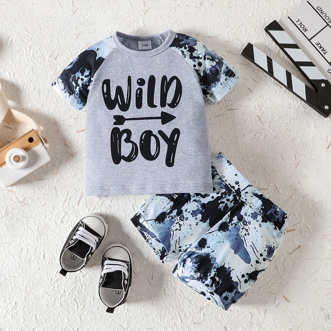 

2pcs Baby Boy 95% Cotton Letters Print Camouflage Short-sleeve Tee and Shorts Set