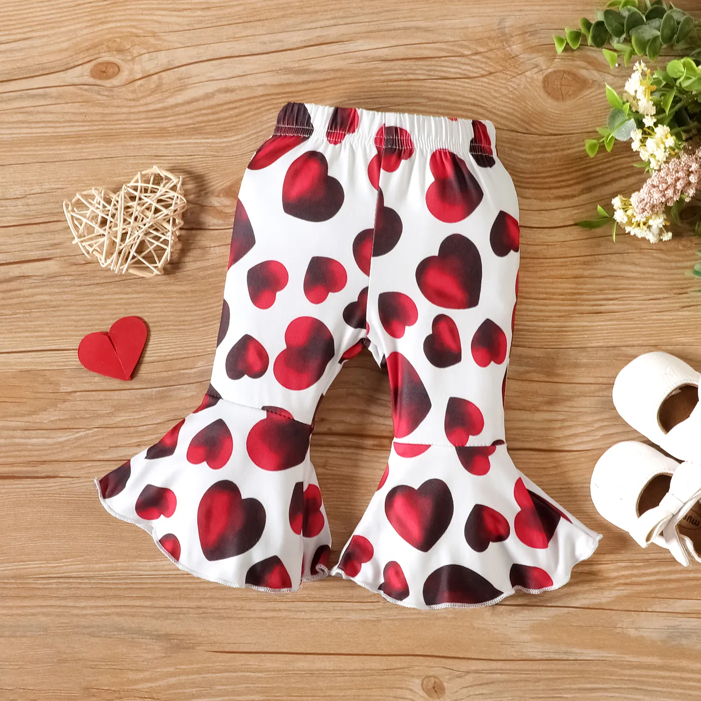 3pcs Baby Girl 95% Cotton Button Up Ribbed Bodysuit & Heart Print Flared Pants & Headband Set  image 4