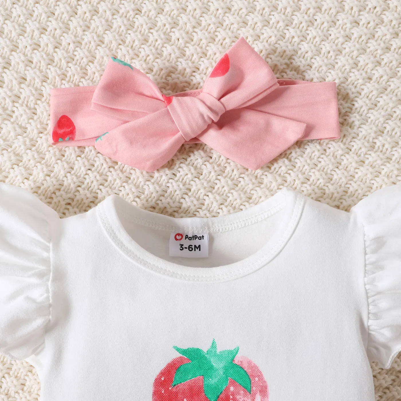 3pcs Baby Girl 95% Cotton Strawberry Pattern Ruffle Top and Shorts & Headband Set Pink image 5