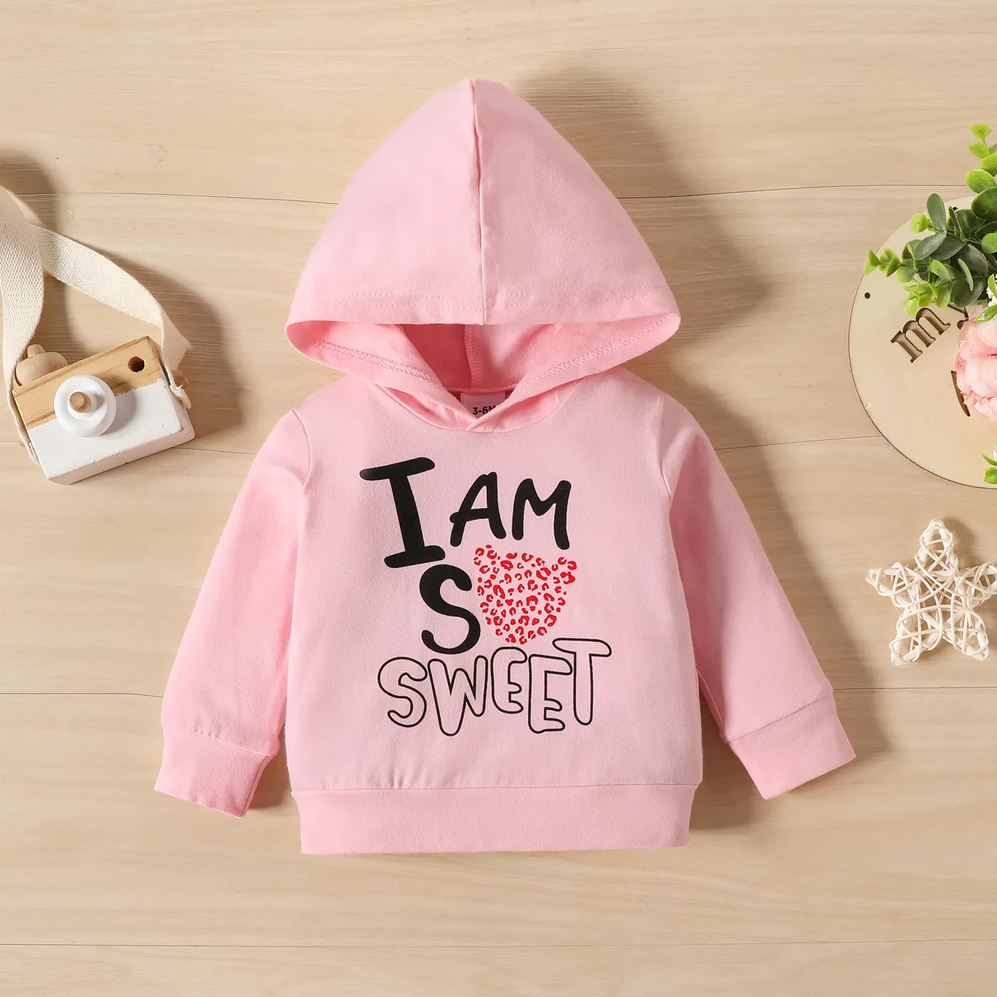 2pcs Baby Girl 95% Cotton Letter Print Hoodie and Leopard Pants Set  image 5