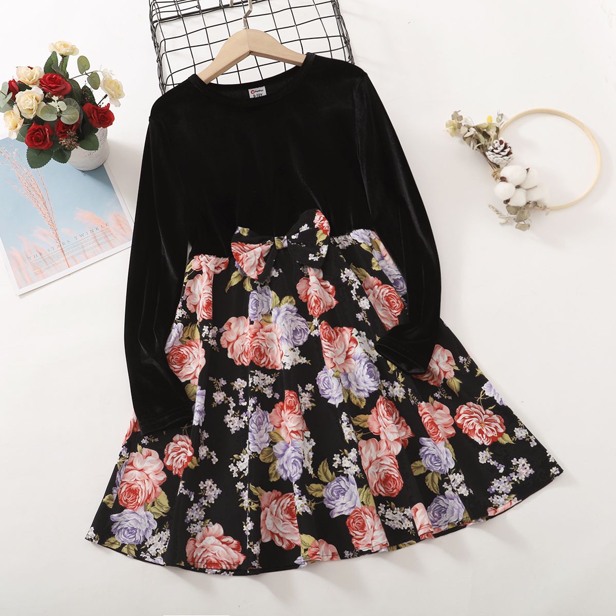 

Kid Girl Bowknot Design Velvet Floral Print Stitching Long-sleeve Dress