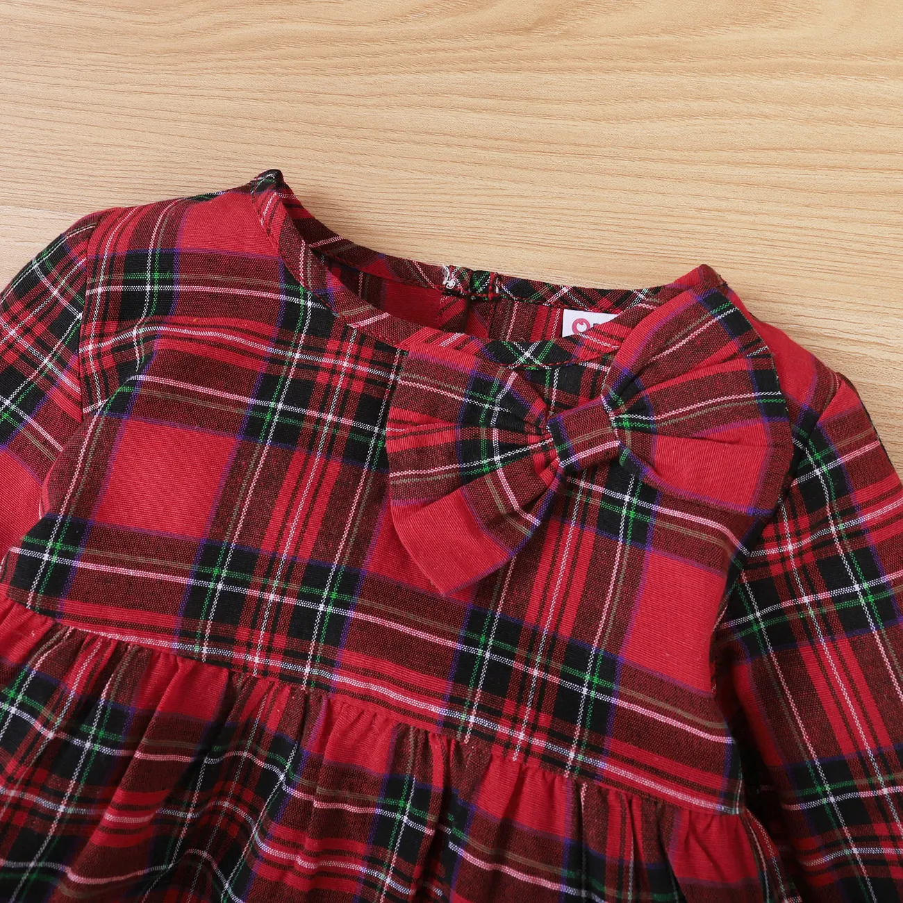 2pcs Baby Girl 100% Cotton Red Plaid Long-sleeve Top and Bowknot Trousers Set Red big image 1