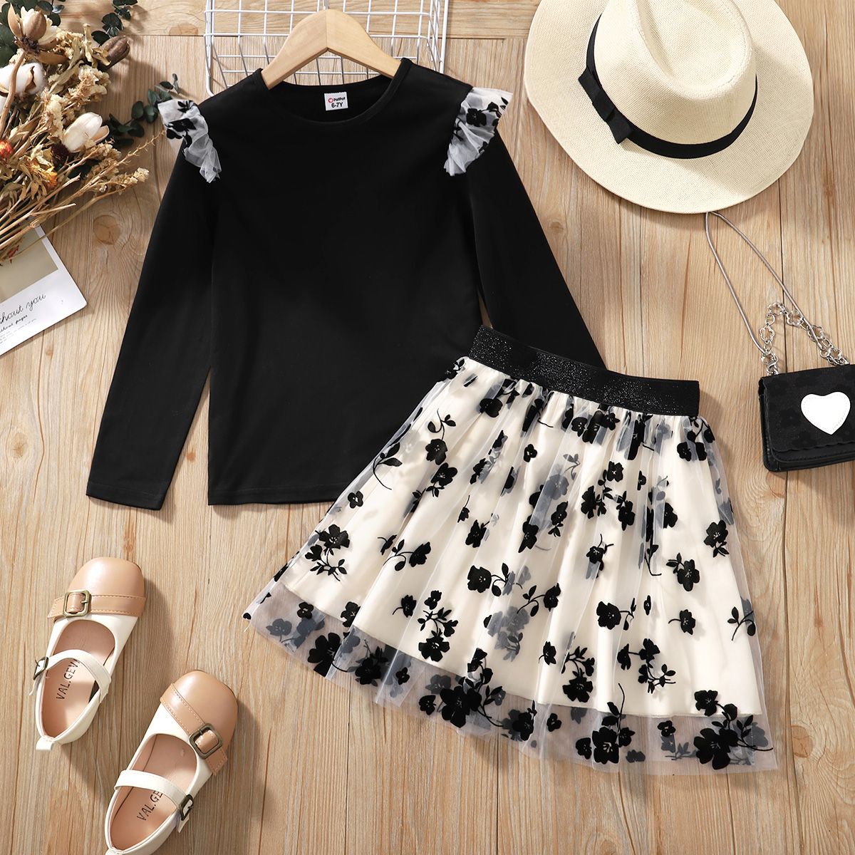 

2pcs Kid Girl Ruffled Black Tee and Floral Embroidered Mesh Skirt Set