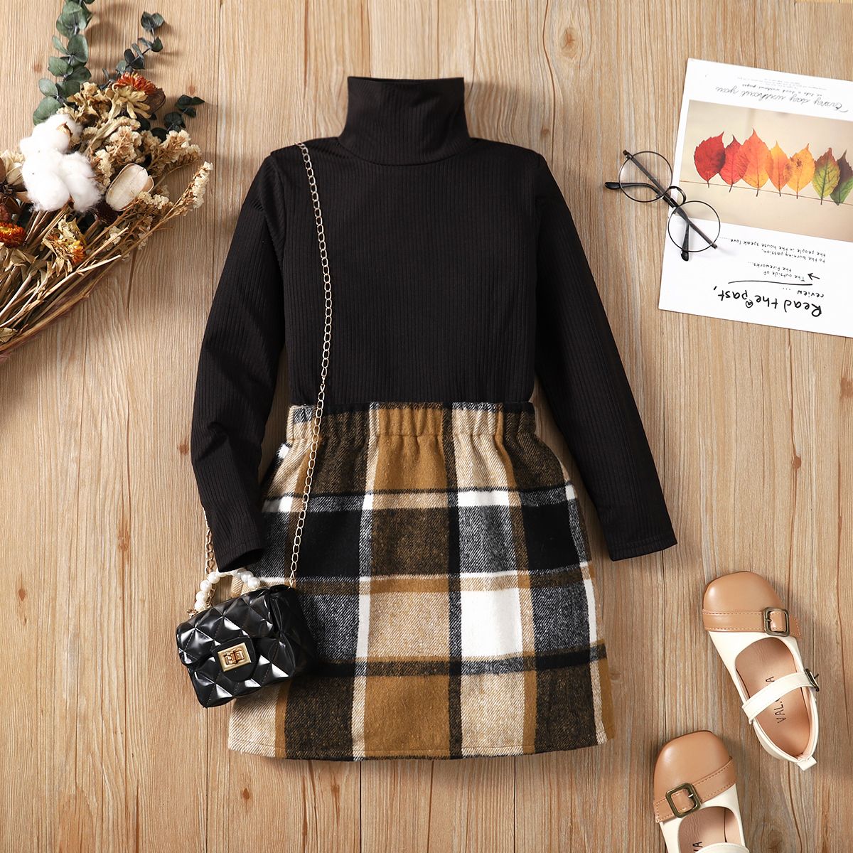 

2pcs Kid Girl Turtleneck Tee and Plaid Skirt Set/ Sweater/ Hooded Fleece Coat