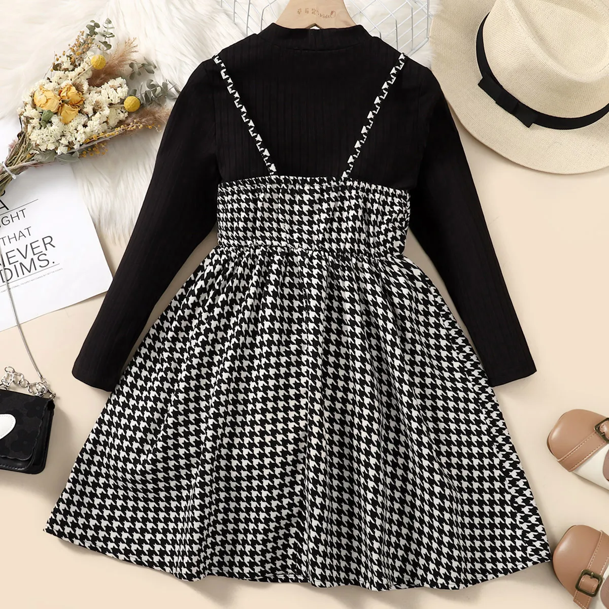 2pcs Kid Girl Mock Neck Long-sleeve Tee and Houndstooth Overall Dress Set  image 5