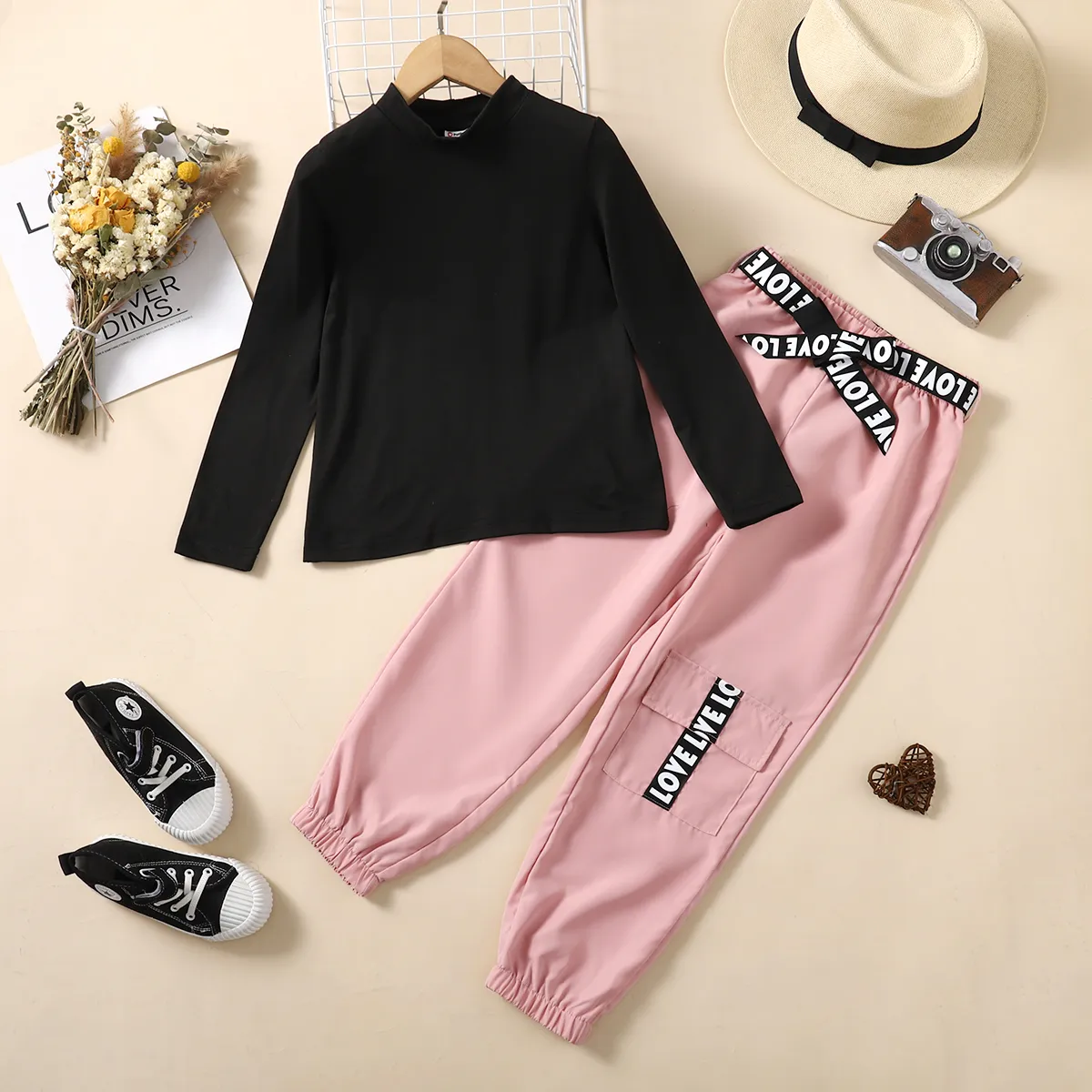 2pcs Kid Girl Mock Neck Black Tee and Letter Print Pocket Design Pants set Pink big image 1