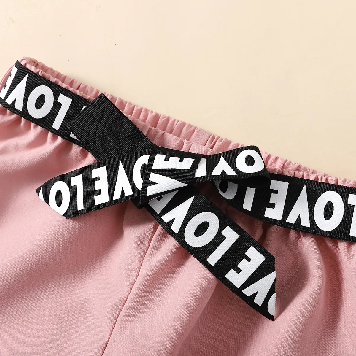 2pcs Kid Girl Mock Neck Black Tee and Letter Print Pocket Design Pants set Pink image 4